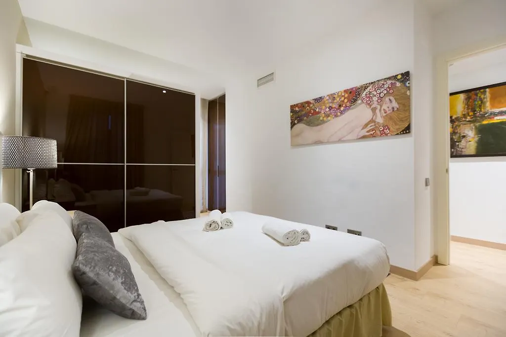 No 335 - The Streets Apartments Barcelona
