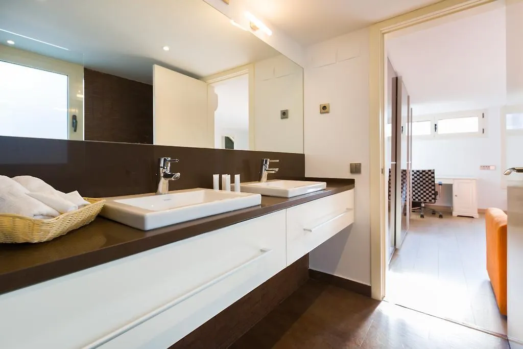 No 335 - The Streets Apartments Barcelona